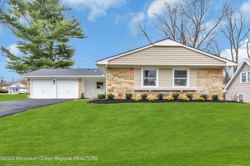 34 Ormont Ln, Matawan, NJ 07747 - photo 1