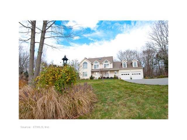 6 Sherwood Trace, Gales Ferry, CT 06335 - photo 1