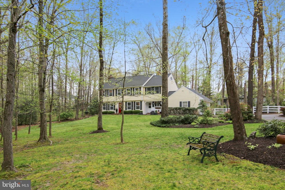 21409 Davis Mill Rd, Germantown, MD 20876 - photo 1