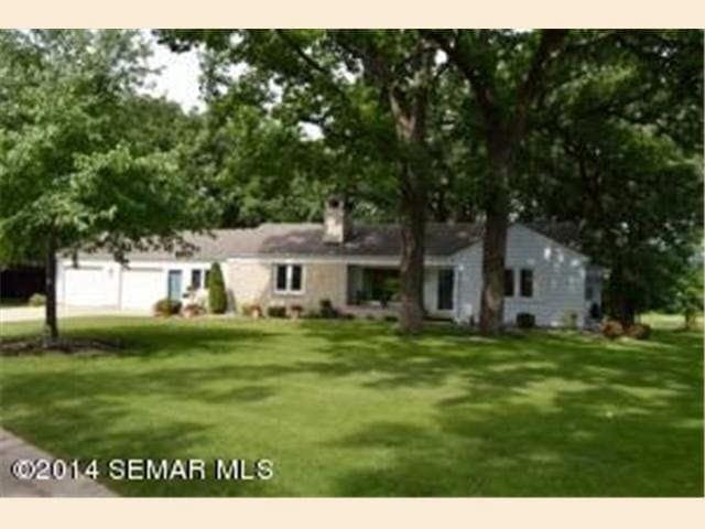 200 22nd St SW, Austin, MN 55912 - photo 1