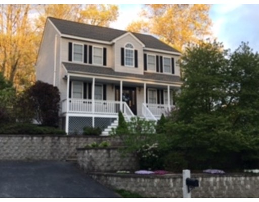 197 Acropolis Rd, Lowell, MA 01854 - photo 1