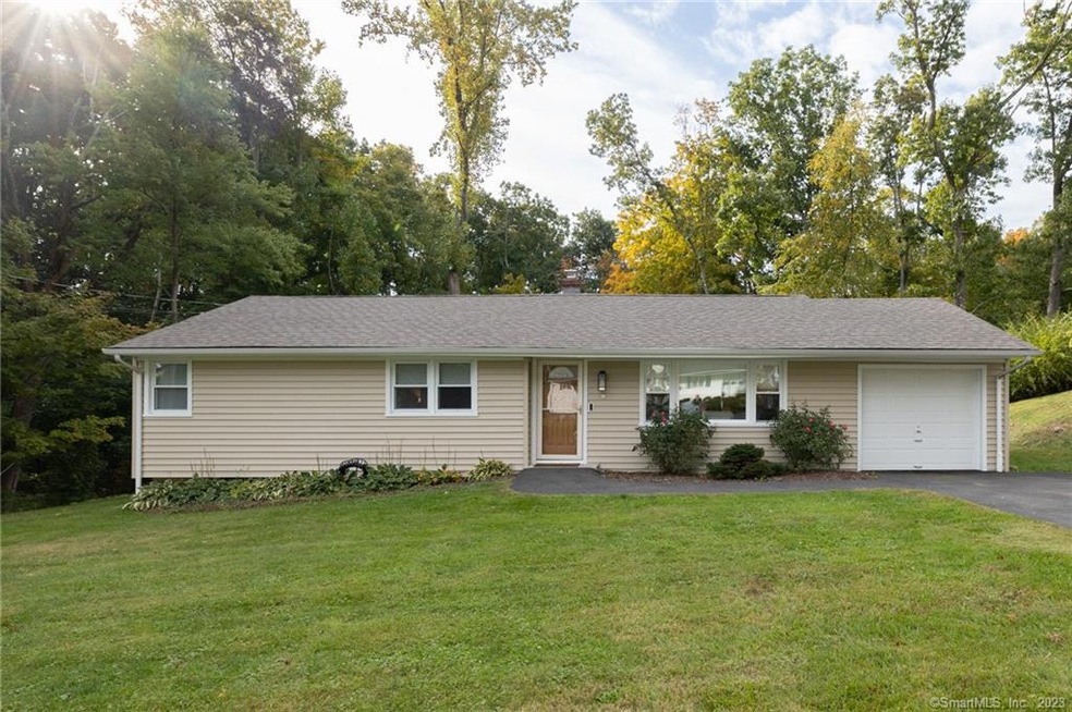 50 Bear Path Rd, Hamden, CT 06514 - photo 1