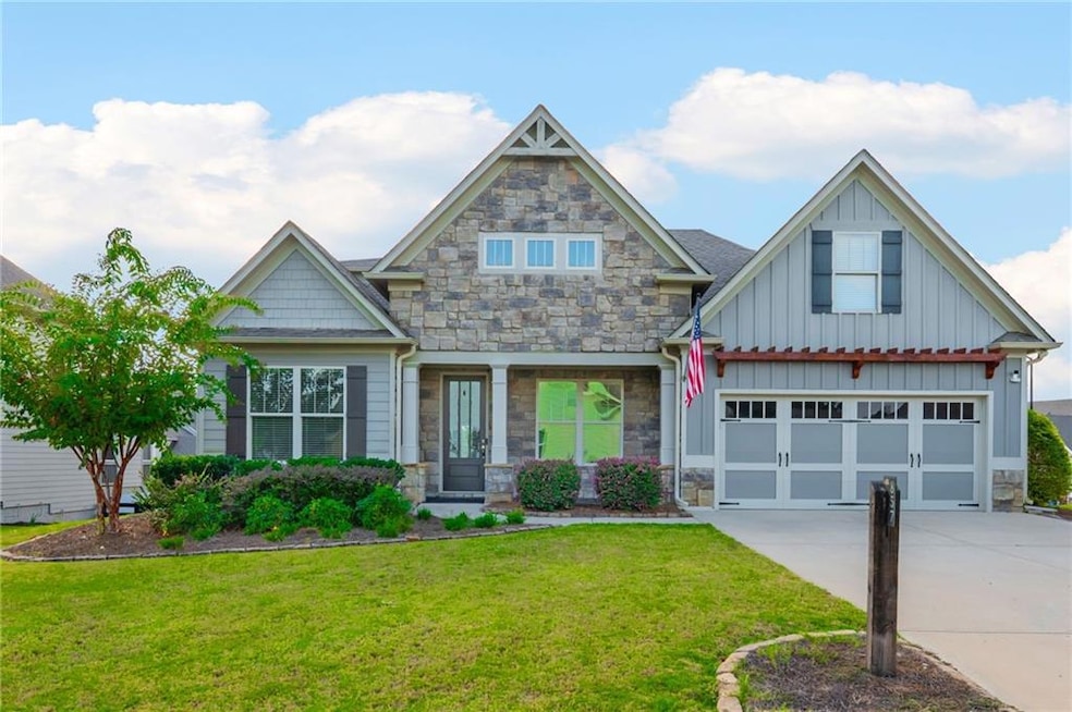 For Sale $465,000 • Co-Listing Agent