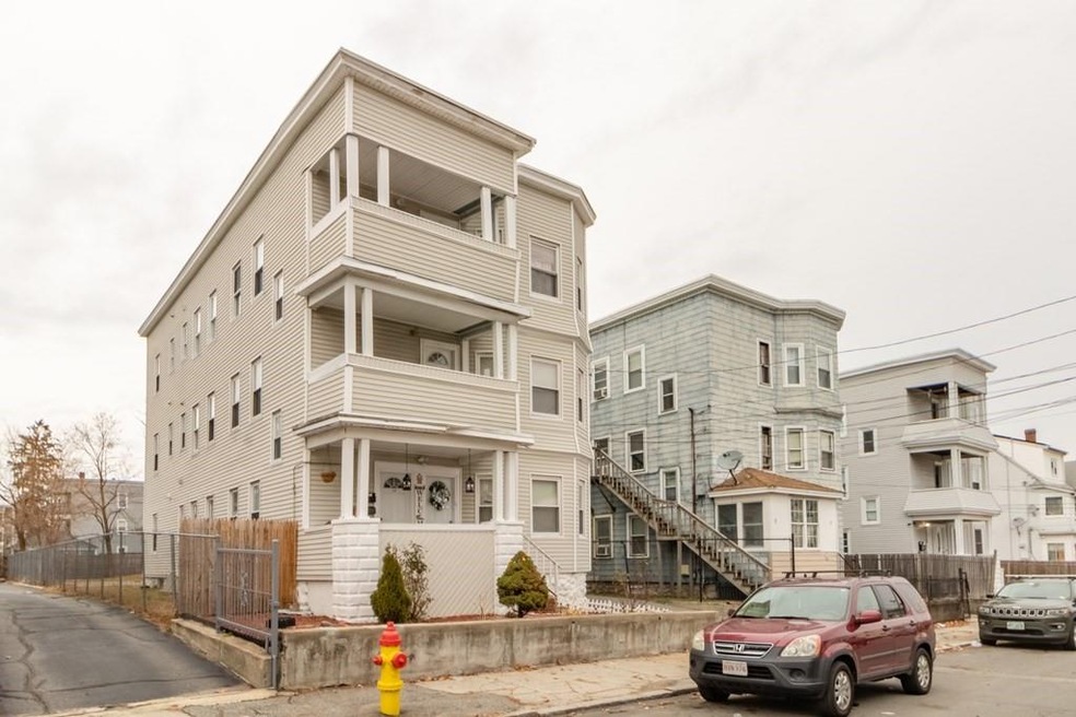 17 Boxford St unit 2, Lawrence, MA 01843 - photo 1