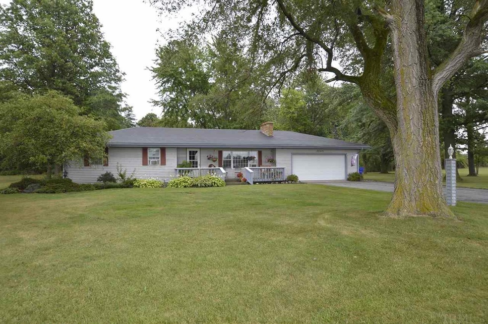 2203 W Pleasant Center Rd, Fort Wayne, IN 46819 - photo 1