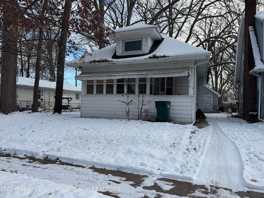 619 Shepard St, Lansing, MI 48912 - photo 1
