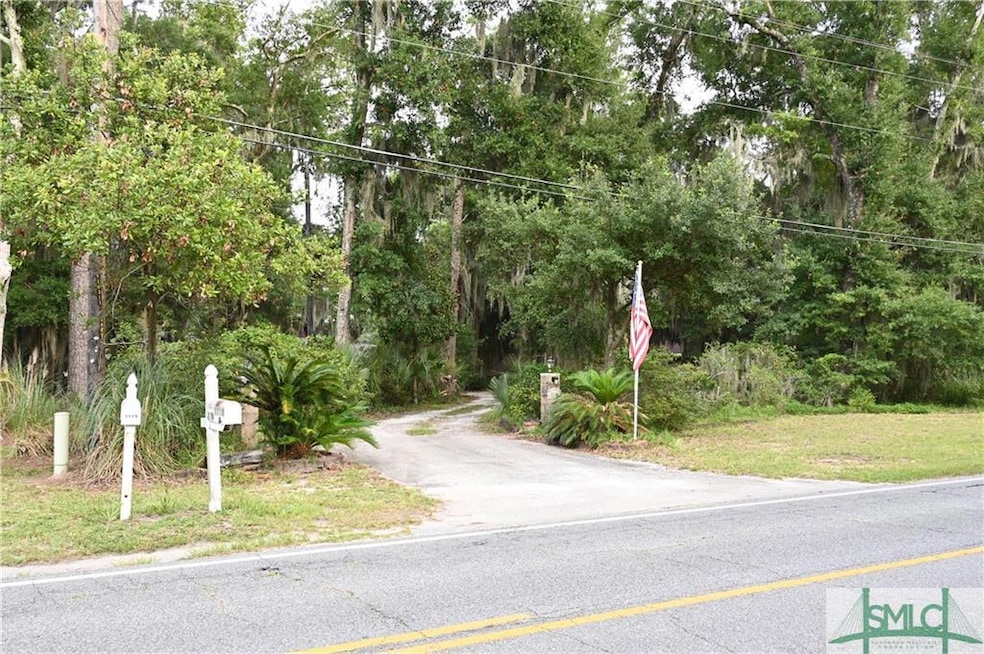 1118 Walthour Rd, Savannah, GA 31410 - photo 1