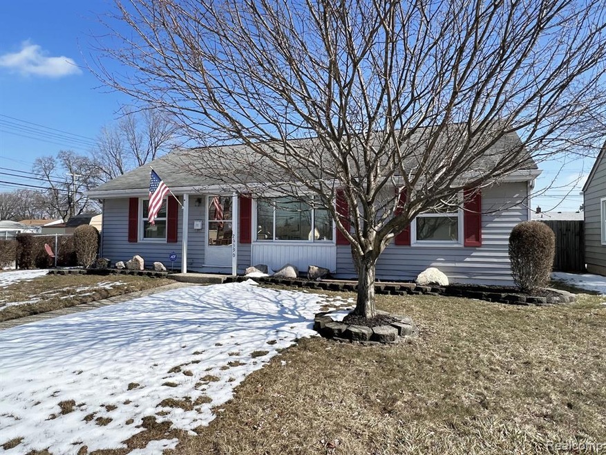 26390 Ridgemont St, Roseville, MI 48066 - photo 1