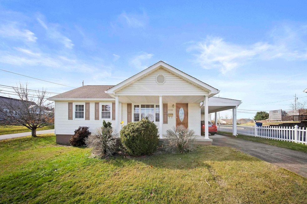 4448 Sherwood Dr, Ashland, KY 41101 - photo 1