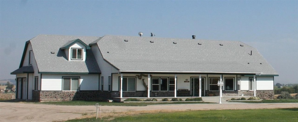 2432 Gulley Rd, Homedale, ID 83628 - photo 1