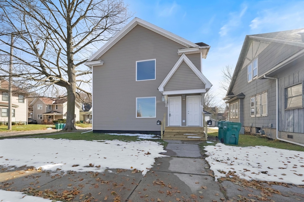 202 Jefferson Ave, La Porte, IN 46350 - photo 1