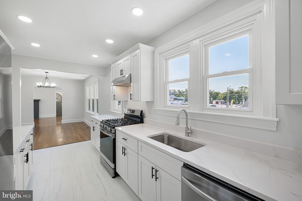 Pending $380,000 • Co-Listing Agent