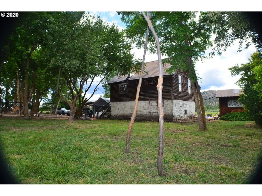 59841 Highway 26, John Day, OR 97845 - photo 1