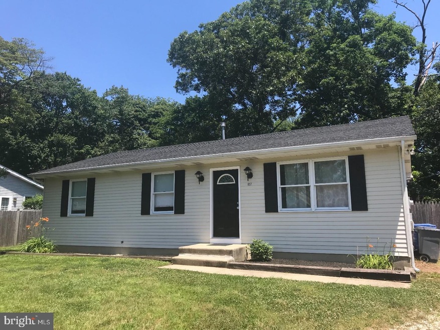 637 Roosevelt Blvd, Clayton, NJ 08312 - photo 1