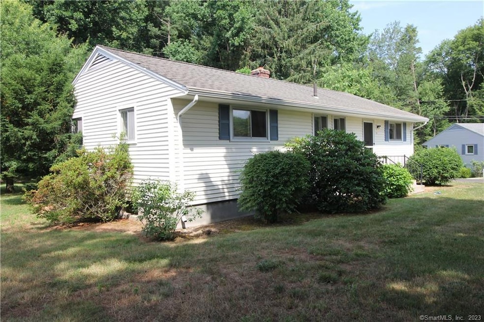 116 Pond Cir, Glastonbury, CT 06033 - photo 1