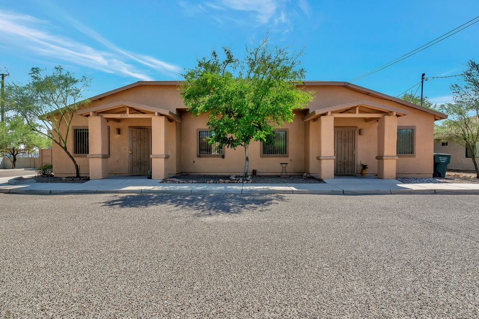 3235 N Stone Ave unit A&B, Tucson, AZ 85705 - photo 1