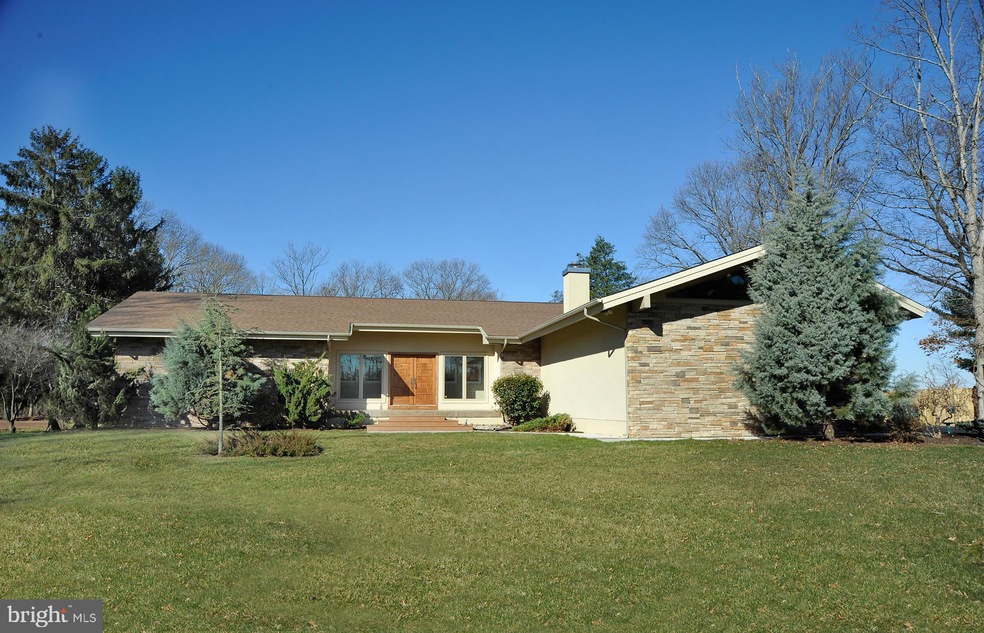 2781 Fries Mill Rd, Williamstown, NJ 08094 - photo 1