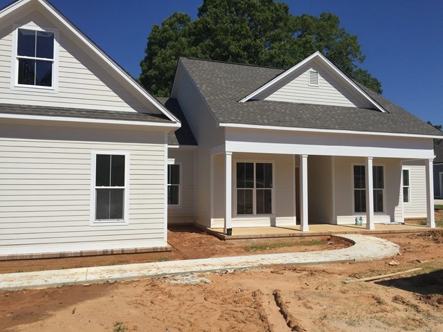 128 Downing St, Oxford, MS 38655 - photo 1