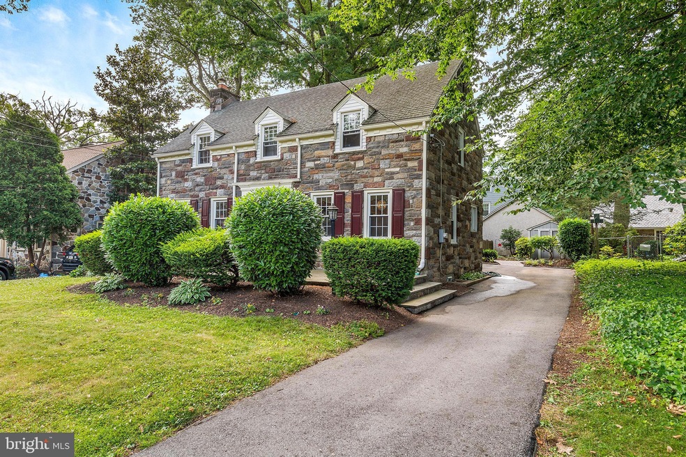 4022 Bloomfield Ave, Drexel Hill, PA 19026 - photo 1