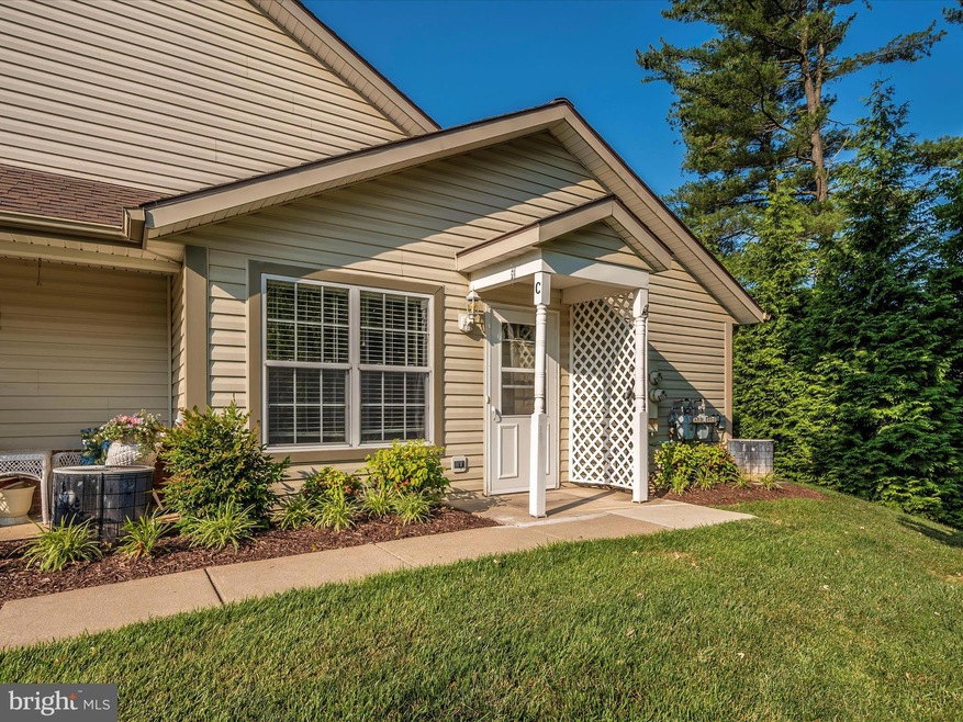2028 Rudy Serra Dr unit C, Sykesville, MD 21784 - photo 1