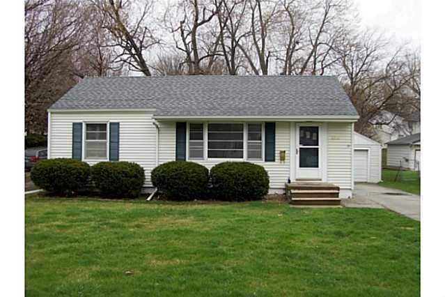 2721 56th St, Des Moines, IA 50310 - photo 1