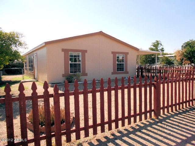 023-244732 - front left & fence