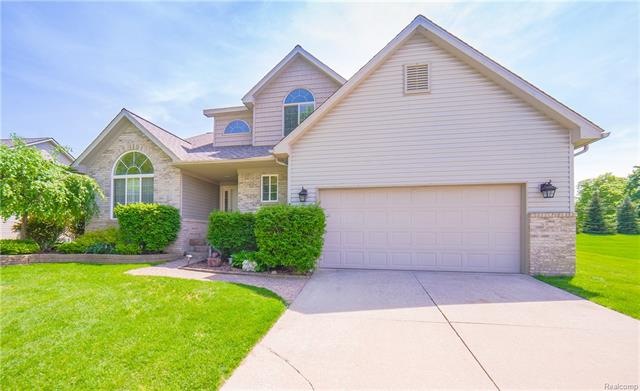 663 Sandpiper Way-2.jpg