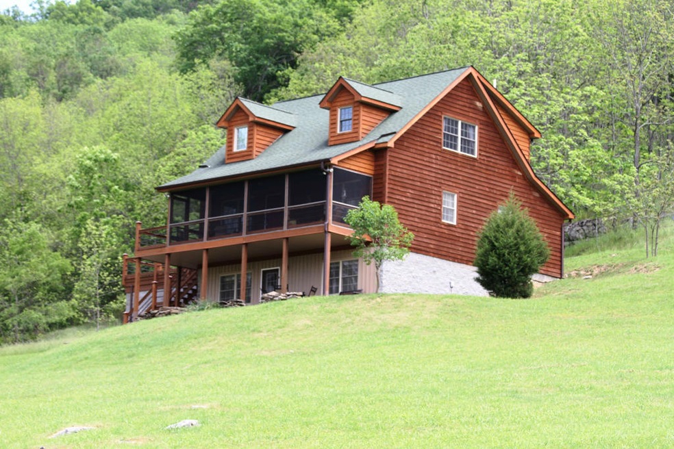 Walnut Ridge Retreat