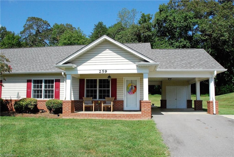 Welcome home to 259 S. Boyles St!