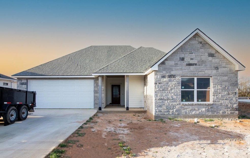 117 Parlin Ln, Fredericksburg, TX 78624 - photo 1