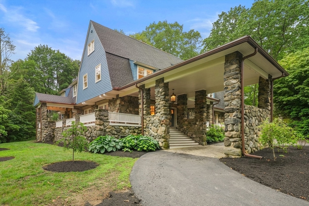 Sold $3,366,000 • Co-Listing Agent