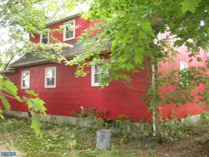 281 E Camplain Rd, Manville, NJ 08835 - photo 1