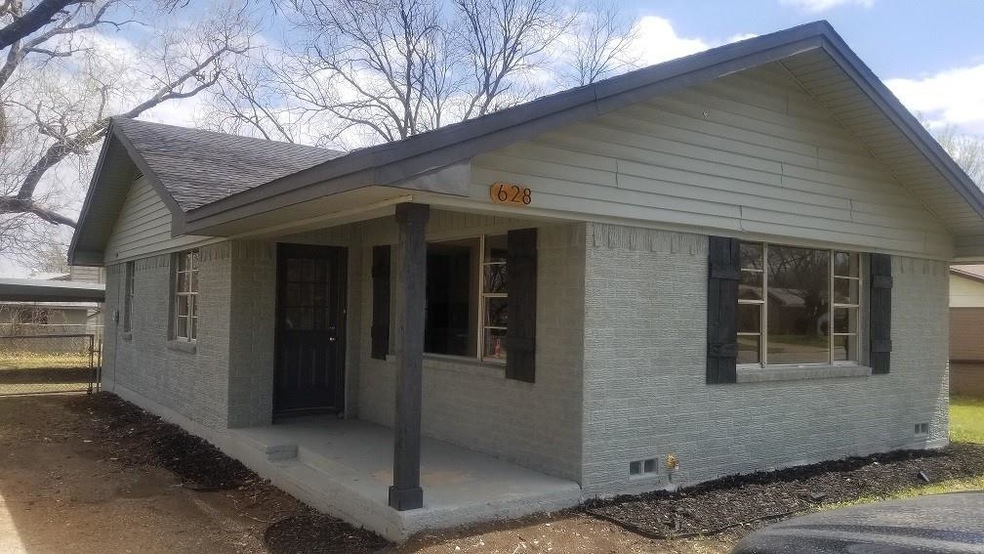 628 Bridle Ave, Fort Worth, TX 76108 - photo 1