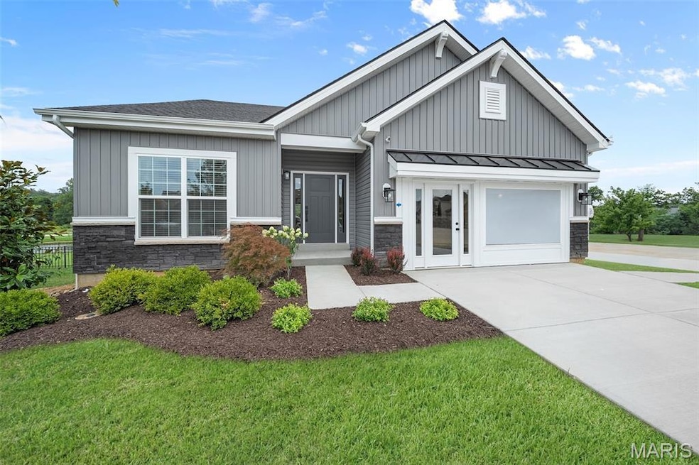 1 Autumn Bluffs Ct, Fenton, MO 63026 - photo 1