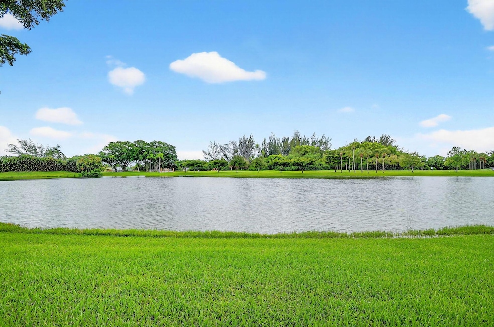 5710 Parkwalk Cir E, Boynton Beach, FL 33472 - photo 1