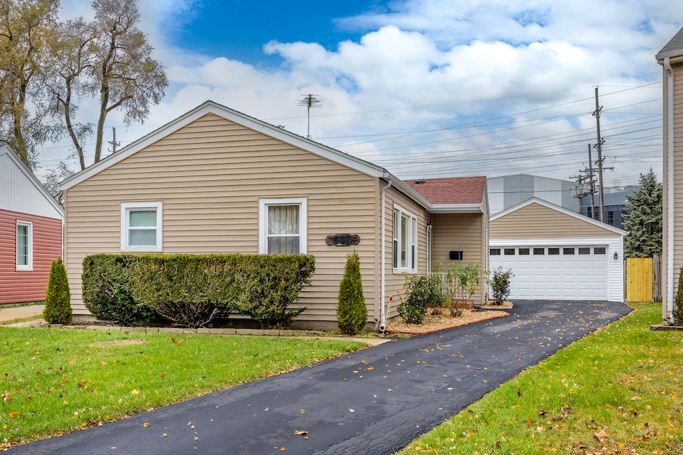 508 Crestwood Dr, Des Plaines, IL 60016 - photo 1