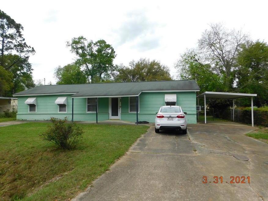 213 Moore Ave, Albany, GA 31705 - photo 1