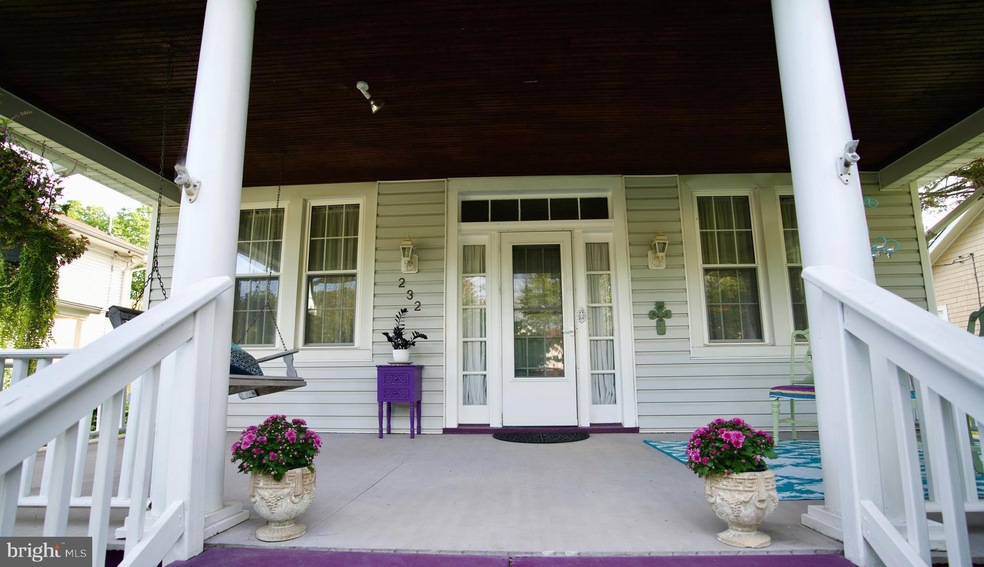 232 Mallow Hill Rd, Baltimore, MD 21229 - photo 1