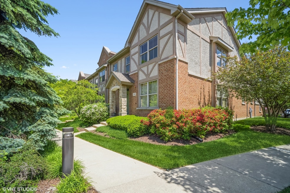 1744 Lancaster Way, Northbrook, IL 60062 - photo 1