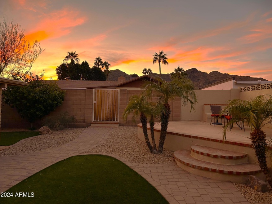 9802 N 25th St, Phoenix, AZ 85028 - photo 1