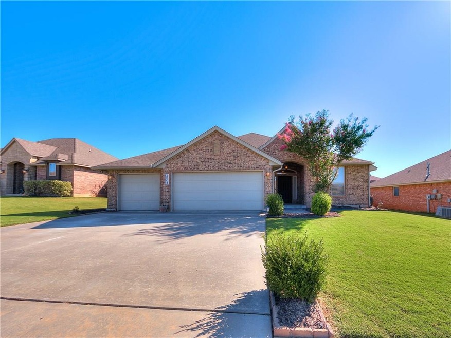 2504 SE 10th St, Moore, OK 73160 - photo 1