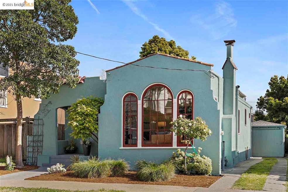 2178 Oregon St, Berkeley, CA 94705 - photo 1