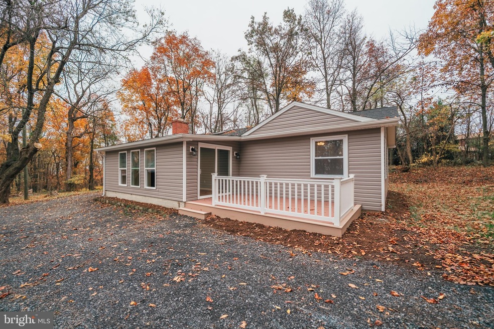 868 Luchase Rd, Linden, VA 22642 - photo 1