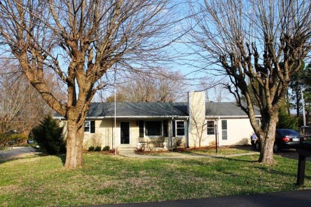 128 Bowman St, Cookeville, TN 38506 - photo 1