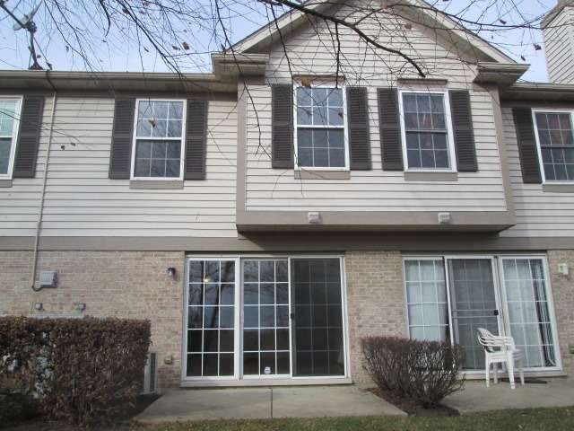 1847 Grove Ave unit B, Schaumburg, IL 60193 - photo 1