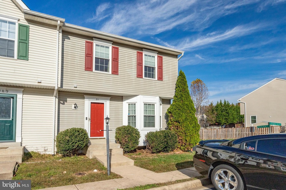 211 Potomac Hills Dr, Stafford, VA 22554 - photo 1
