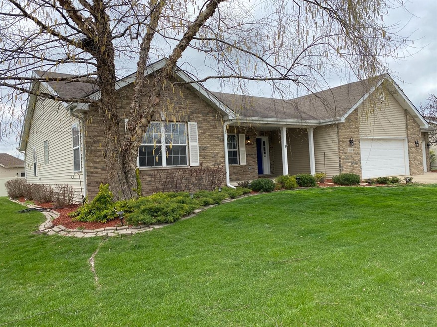 1530 Schaller Ln, Dyer, IN 46311 - photo 1