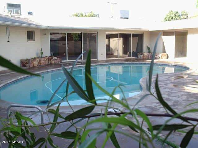 temple pool