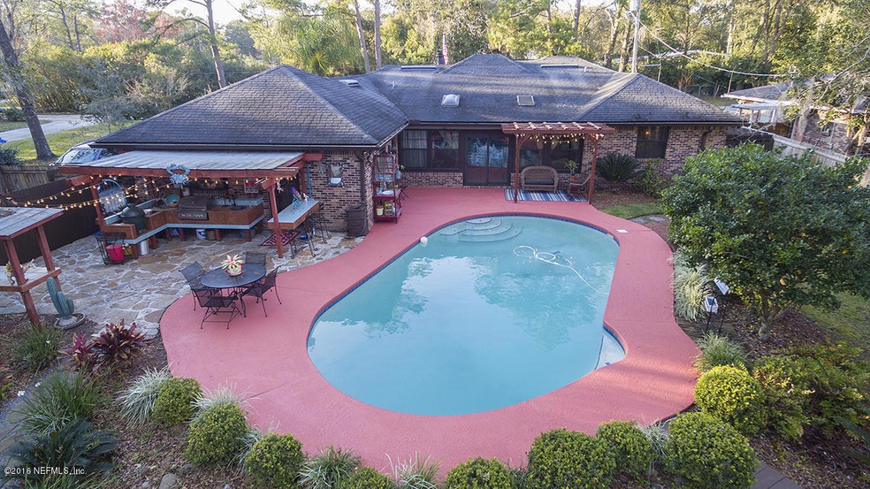 8375 Bascom Rd, Jacksonville, FL 32216 - photo 1