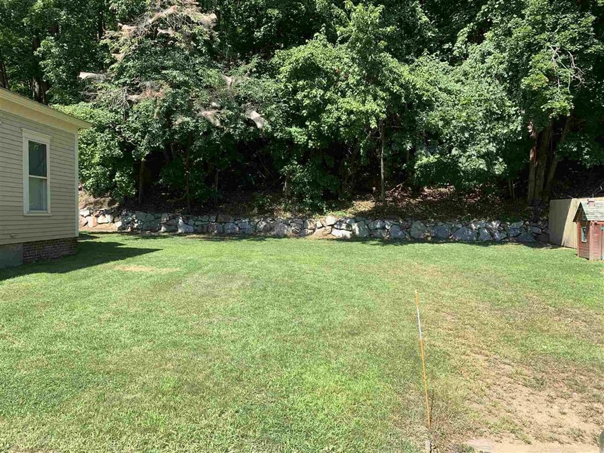 130 W Bow St, Franklin, NH 03235 - photo 1